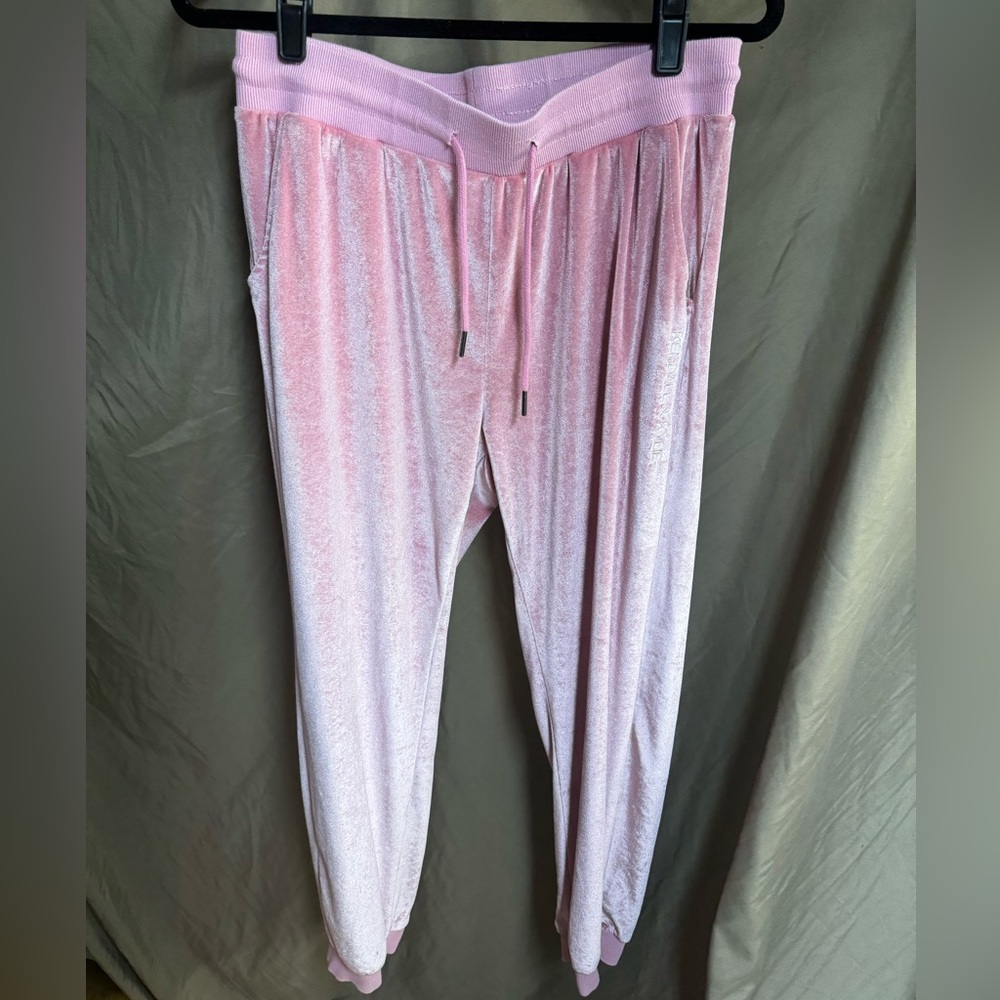 Kendall and Kylie lounge pants